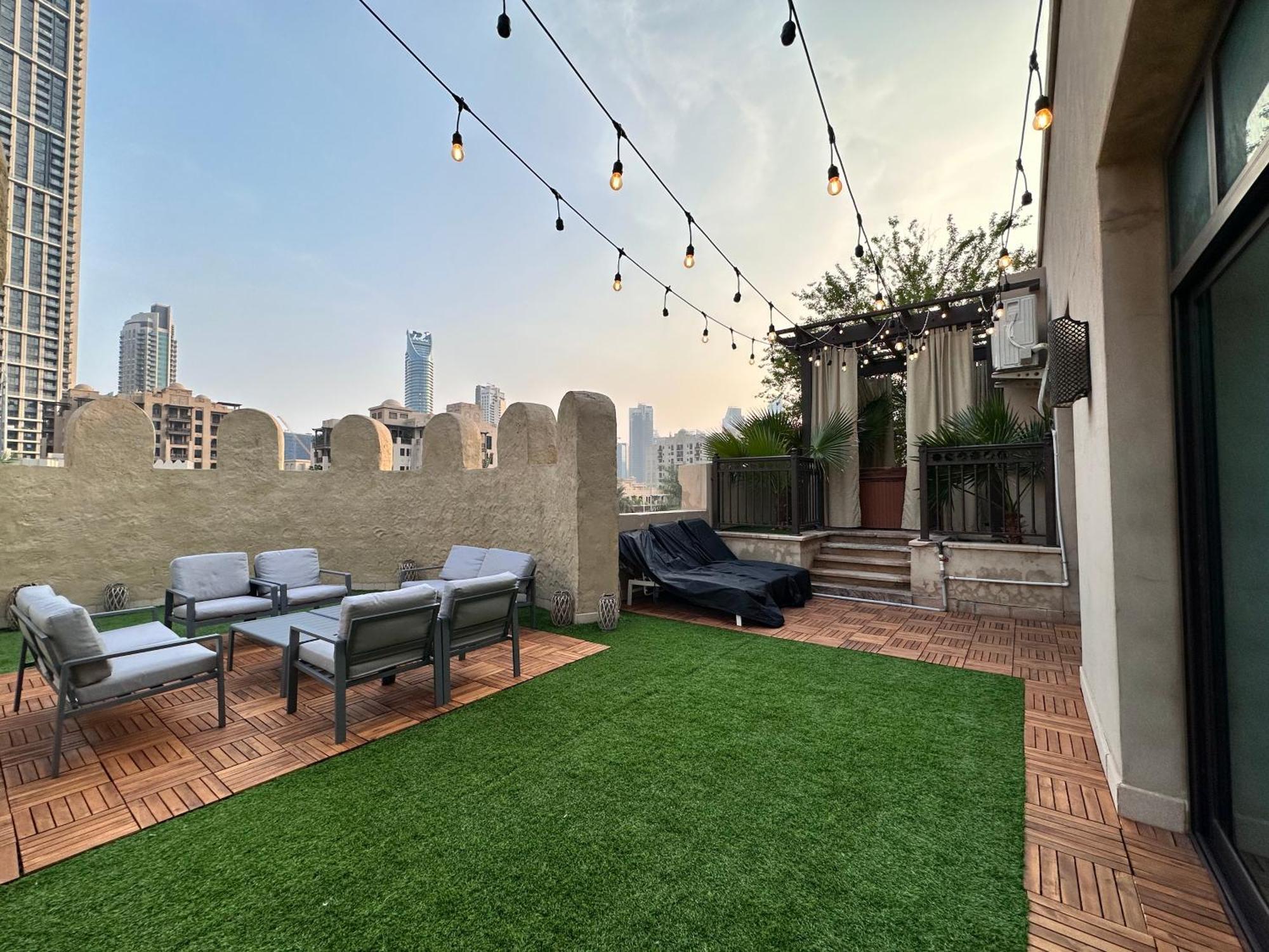 Durrani Homes - Unique Garden Apt At Souk Al Bahar Besides Dubai Mall & Burjkhalifa With Private Jaccuzi Buitenkant foto