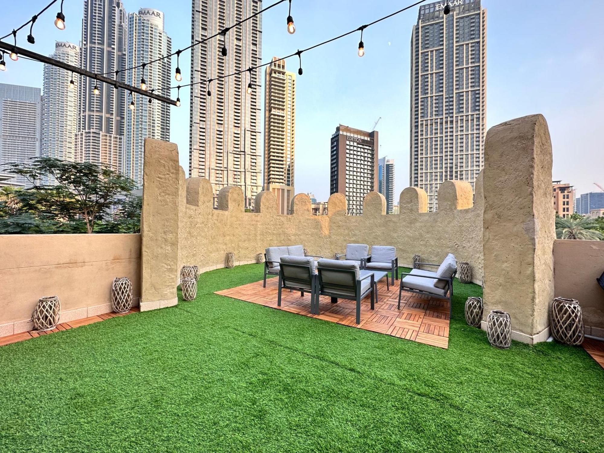 Durrani Homes - Unique Garden Apt At Souk Al Bahar Besides Dubai Mall & Burjkhalifa With Private Jaccuzi Buitenkant foto